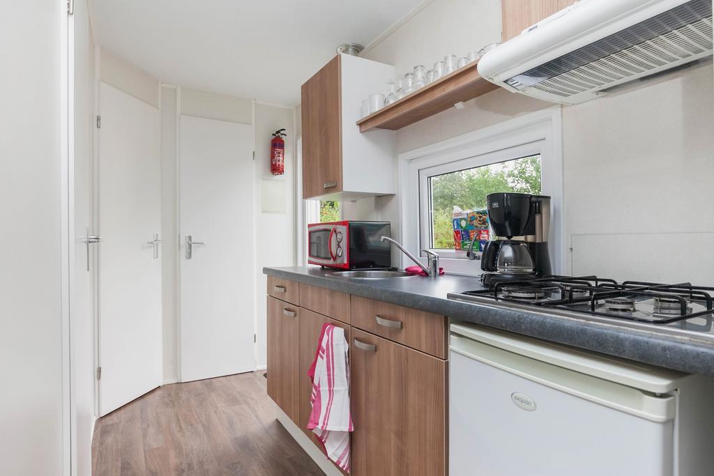 Oostappen Vakantiepark Riviera Beach Biddinghuizen Habitación foto